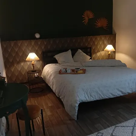 Sous Le Tilleul - Tourouvre - Perche 2 à 6 Personnes Hébergement de vacances La Ventrouze